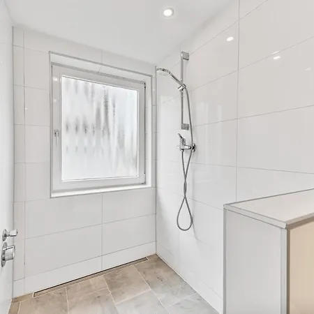 아파트 Work & - Mit Office